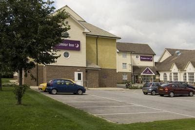 Within easy reach of the m62/a63, 10 miles from humberside international airport. Premier Inn Hull North, Kingston upon Hull, UK - Booking.com