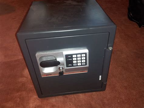 Sentry safe lost key - offqery