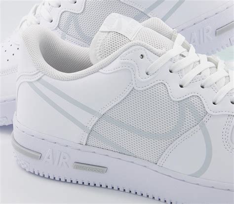 Sintético 91 Foto Nike Air Force 1 React White Light Bone Mirada Tensa