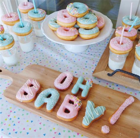 12 Gender Reveal Party Food Ideas Will Make It More Festive Genderrevealpartyfingerfoodideas