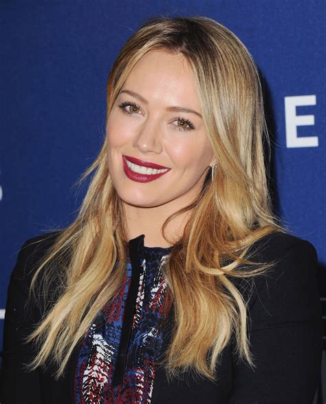 Hilary Duff Debuts New Turquoise Hair Color Glamour