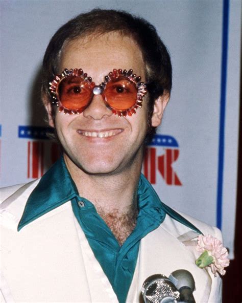 Elton John Heart Shaped Glasses Man Arrested For Stealing Elton John