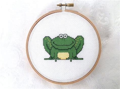Free printable cross stitch patterns and instructions on how to cross stitch. Frog cross stitch pattern, needlepoint, animal embroidery ...