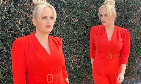 Rebel Wilson Flaunts Her 30kg Slim Down After Jetting Into Los Angeles