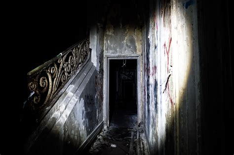Most Haunted Places In Singapore You Can Visit Amys Crypt