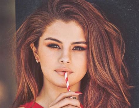 Selena Gomez Makes Her Instagram Private After Cryptic Post E News Uk