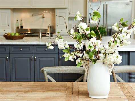 Join camille delew, interior designer with synergy design and construction as she shares 5 easy steps to creating a transitional style kitchen as well as. 10 Ways to Declutter the Dining or Kitchen Table | HGTV
