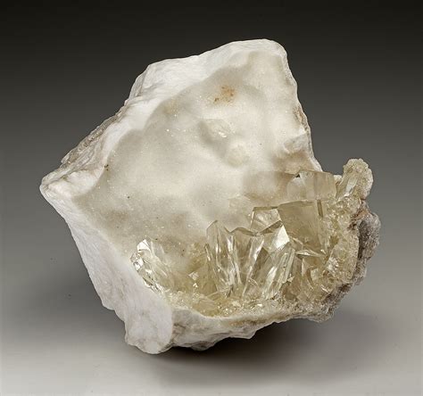 Gypsum - Minerals For Sale - #8032126