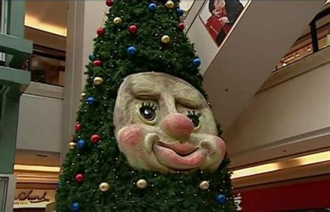 Woody The Talking Christmas Tree Returns To Ns Mall After 15 Year