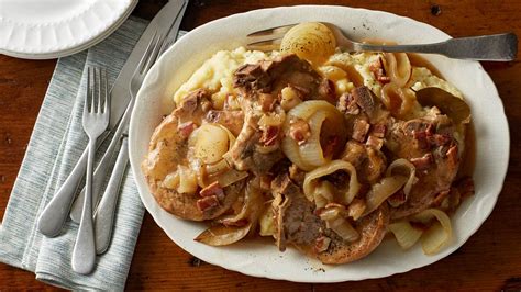 Pour plus de profondeur de saveur, pensez à saisir le boeuf dans un peu. Poitrine De Porc À La Mijoteuse / Slow Cooker Pork and ...