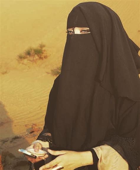 Pin Op Abaya Niqab Hijab Başörtü