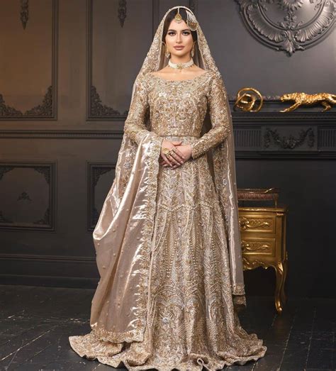 50 Pakistani Bridal Lehenga That Will Blow Your Mind