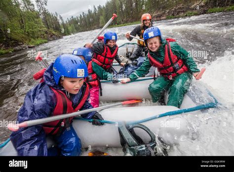 Rafting Hi Res Stock Photography And Images Alamy