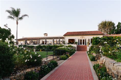 The Inn At Rancho Santa Fe Front Walk San Diego Resorts Rancho Santa
