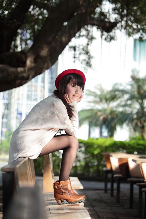 Taiwan Loli Zhengmei Model Mung Bean Small Fresh Beautiful Outer Shot