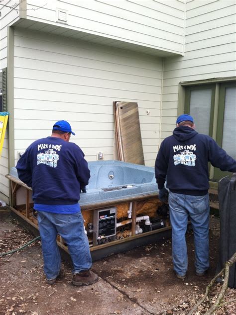 Hot Tub Removal Services In Portland Or Mike And Dad S Hauling