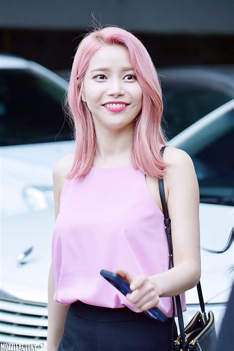 13 Female Idols Who Pull Off Short Pink Hair Effortlessly Well Koreaboo