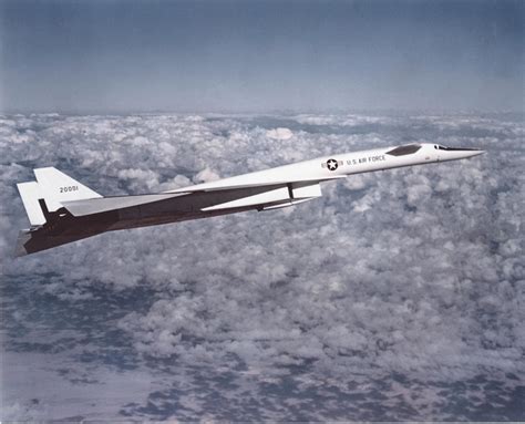 This Photo Shows Xb 70 Valkyrie Mach 3 Bomber Maiden Flight The