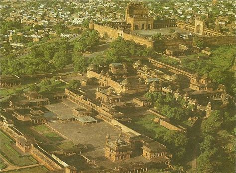Fatehpur Sikri ‘the Mughal Walled City Halal Trip India