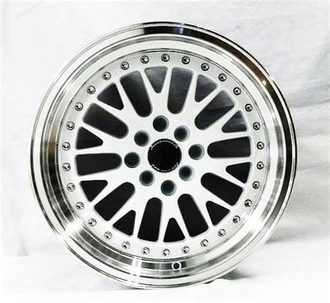 It is easily identified by the multiple spokes that are incorporated within the wheel. Buy 5 14 inch Zenith wire wheels for Mercedes Benz with knock off hubs with tubes. in Short ...