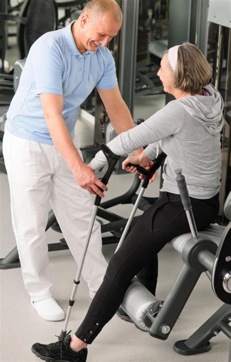 How Do I Choose The Best Forearm Crutches With Pictures