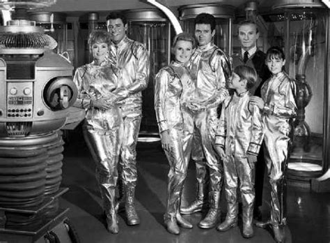 Lost In Space Cast Looks Back At The Original Sci Fi Show