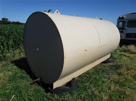 2500 Gallon Fuel Tank On Metal Skid Bigiron Auctions