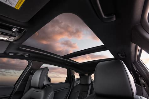 Pros And Cons Of Cars With Panoramic Sunroofs Carbuzz