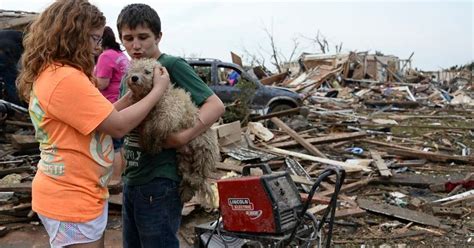 Dog Guards Dead Owners Body After Oklahoma Tornado Disaster Huffpost