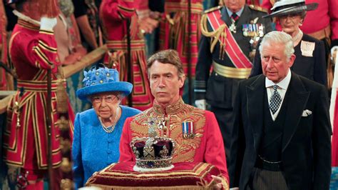 Carlos De Inglaterra El Eterno Heredero Se Convierte En Rey