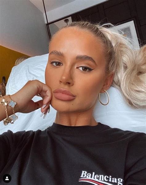 Molly Mae Hague 21 Reveals She Is No Longer Taking Birth Control Readsector