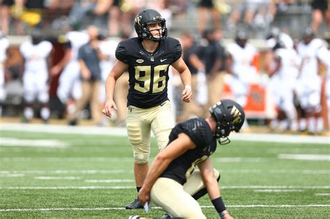 Watch Wake Forest Kicker With Epic Fail As Team Lines Up Without Him