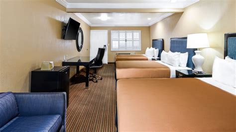 Holiday inn express hollywood walk of fame clean beds. Accommodations in Los Angeles(CA) - Hollywood Inn Express ...