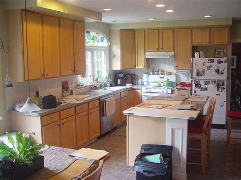 Instead of tearing out and replacing your kitchen cabinets—causing disruption, mess, and surprises for your budget—let american wood reface give you the beauty, quality, and functionality of a custom. American Wood Reface, Inc. | NARI