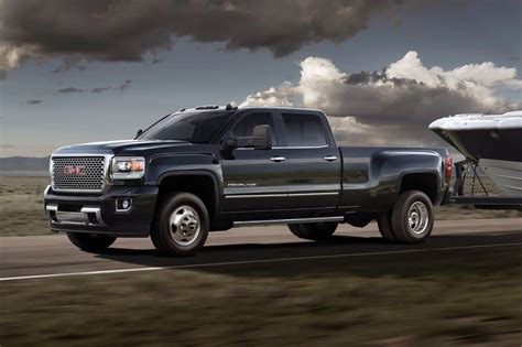Used 2015 Gmc Sierra 3500hd Crew Cab Pricing And Features Edmunds