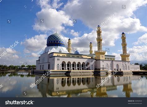 Malaysia Sabah City Mosque Stok Fotoğrafı 43950544 Shutterstock