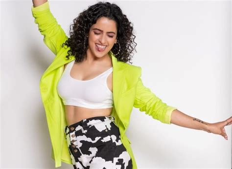Sanya Malhotra Dances With Smooth Moves See Video