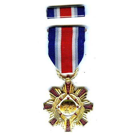 Air Force Exemplary Medal Class A 1st Grade With Ribbon Bar Modern