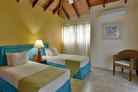 Coconut Court Beach Hotel Rooms Pictures And Reviews Tripadvisor