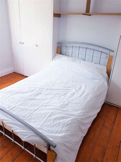 Can't play on this device. Large rooms available to rent in a quiet area of Lewisham ...