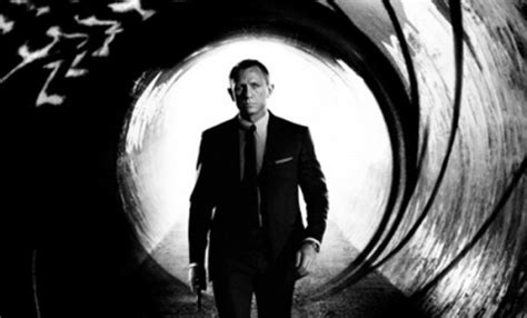 007 Bond Returns In Skyfall Horror Cult Films