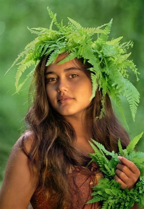 Hawaiian Native Girl Kauai Island Hawaii Us Гавайка Острів Кауаї