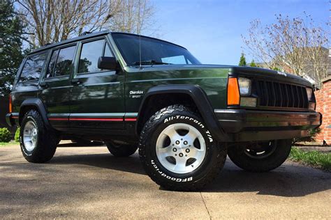 1996 Jeep Cherokee Sport 4x4 Auction Cars And Bids