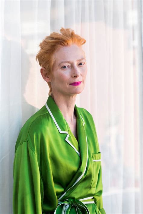Tilda swinton, tochter aus einer schottischen offiziersfamilie, wurde 1960 in london geboren. Tilda Swinton Has Made the 'Ultimate Lockdown Film' - The ...