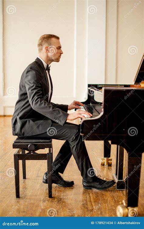 Young Pianist Perform Classical Music Stock Photo Image Of Pianist