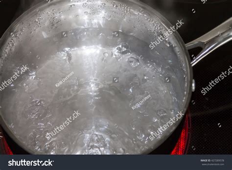 Boiling Water Pan Stock Photo 427289578 Shutterstock