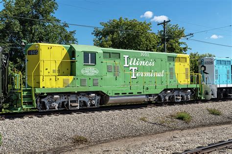 Illinois Terminal Railroad 1605 Photograph By Randy Scherkenbach