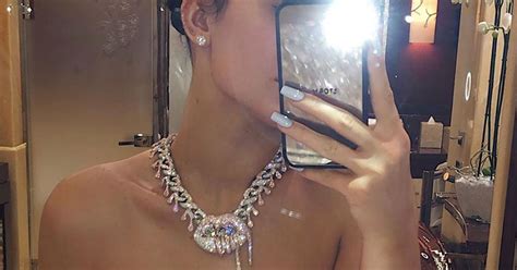 Kylie Jenner Diamond Lip Kit Necklace T From Travis Scott