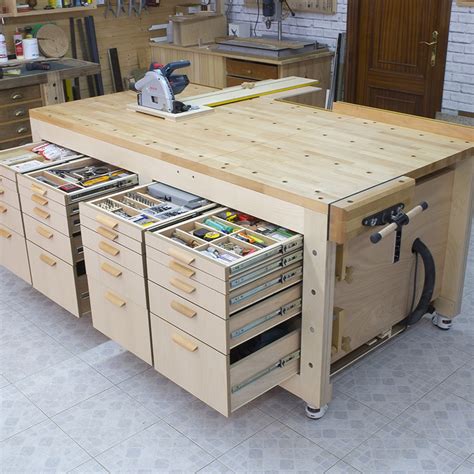 Homemade High Capacity Multi Function Plywood Workbench