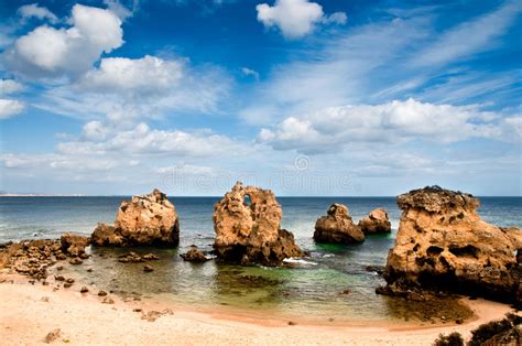 You were redirected here from the unofficial page: Afgezonderd Strand Dichtbij Albufeira, Portugal Stock Foto ...